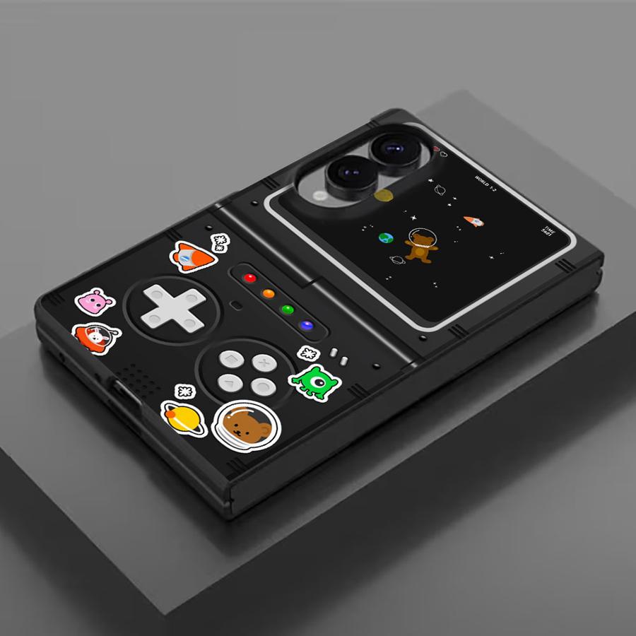 Arcade Z - Interessante Spielkonsolen-Luxus-Handyhülle für Samsung Galaxy ZFold